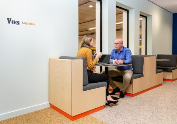 Vos_Logistics_C0309_DSC0178_Office